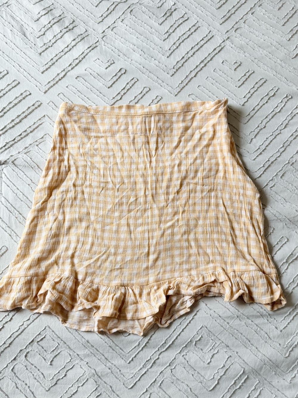 Audrey 3+1 Pale Yellow Gingham Ruffle-Hem Mini Skirt